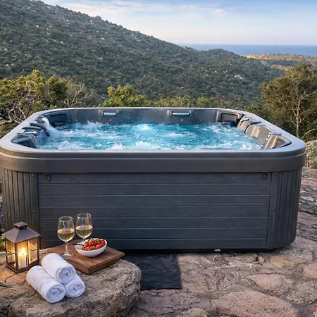 Esmerea Portocervo Con Piscina Privata ,jacuzi E Sauna Willa